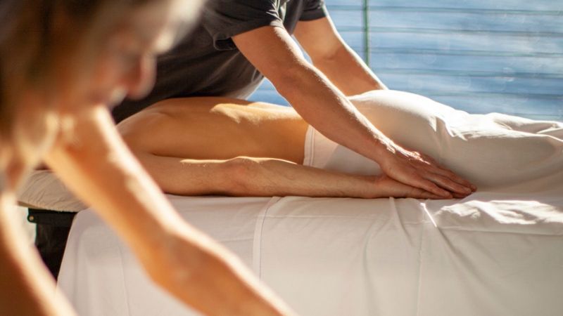 massage esalen californie ocean pacifique