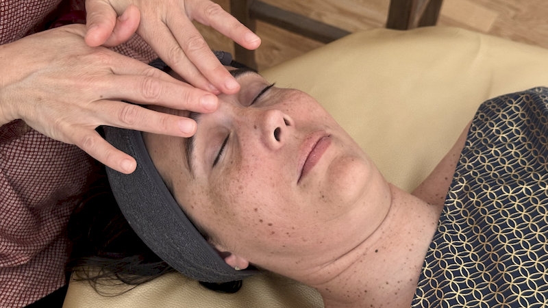 Massage lifting anti-âge visage kobido – Le Monde Sensible Montpellier